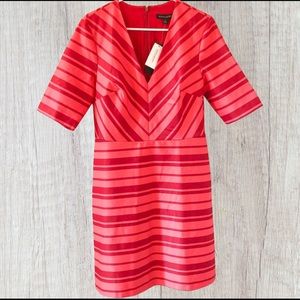 NWT BANANA REPUBLIC Chevron Striped V-Neck Dress